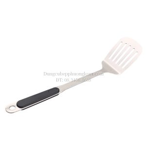 Xẻng xào cán nhựa đen thủng