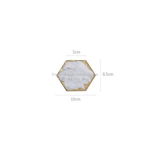 Đĩa đá cẩm thạch vân trắng viền vàng hình lục giác 10x8.5cm