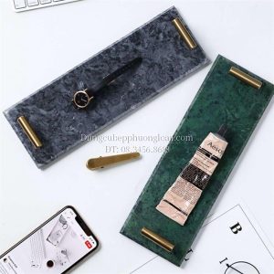 Đĩa đá cẩm thạch vân trắng tay cầm màu vàng 30x10cm