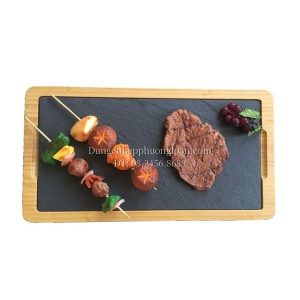 Khay đá đen trưng bày thức ăn kèm đế gỗ chữ nhật 20x40cm