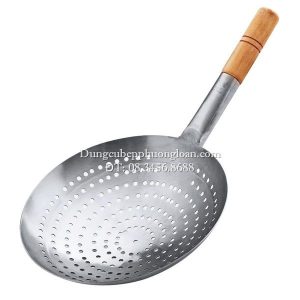 Chao sương Inox cán gỗ ngắn 28cm